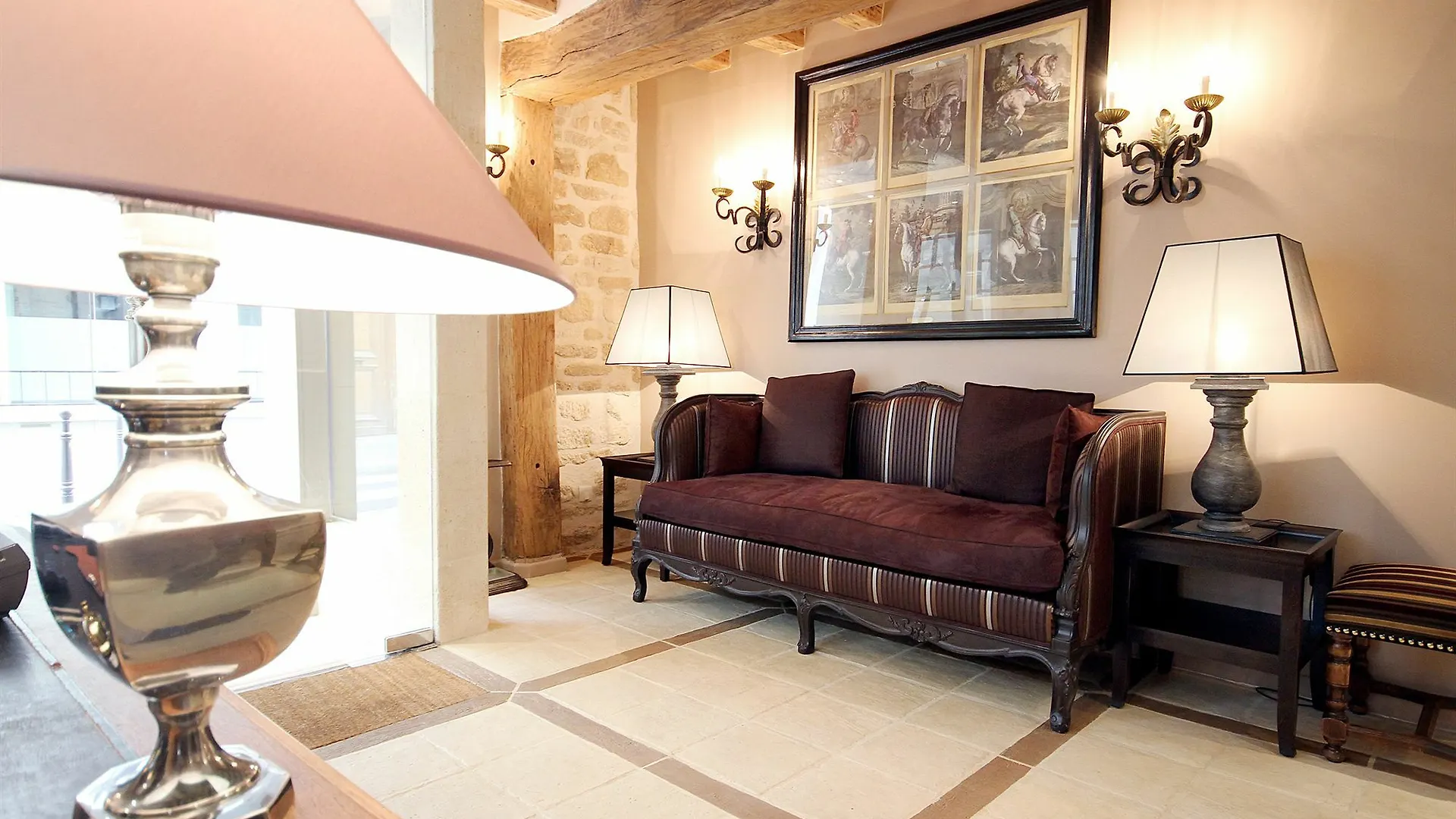 ***  Hotel Saint-Louis Marais Paris France