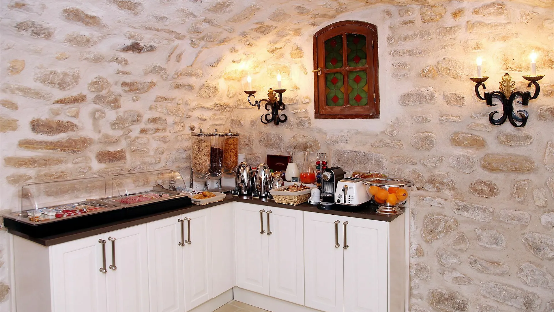 פריז Hotel Saint-Louis Marais צרפת